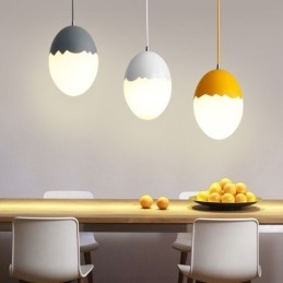 Moderne, eigentijdse hanglamp van staal