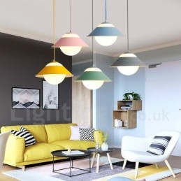 Moderne, eigentijdse hanglamp van staal