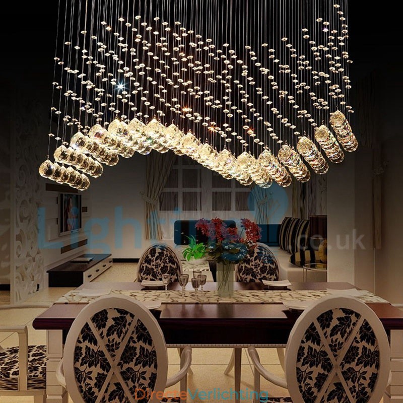 Moderne eigentijdse kroonluchter, plafondlamp, kristallen regendruppellamp