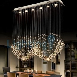 Moderne eigentijdse kroonluchter, plafondlamp, kristallen regendruppellamp