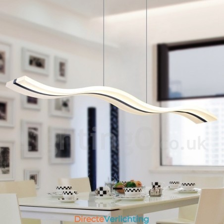 Dimbare lineaire hanglamp met afstandsbediening, modern design Dimbare lineaire hanglamp met afstandsbediening, modern design
