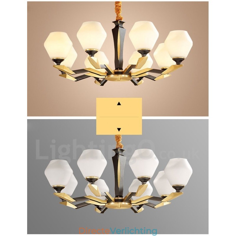 Luxe rustieke retro vintage kroonluchter van puur messing met hangende kaarsen en glazen kappen