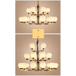 Luxe rustieke retro vintage kroonluchter van puur messing met hangende kaarsen en glazen kappen