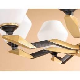 Luxe rustieke retro vintage kroonluchter van puur messing met hangende kaarsen en glazen kappen