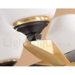 Luxe rustieke retro vintage kroonluchter van puur messing met hangende kaarsen en glazen kappen