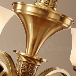 Grote luxe rustieke retro vintage kroonluchter van puur messing met glazen kappen