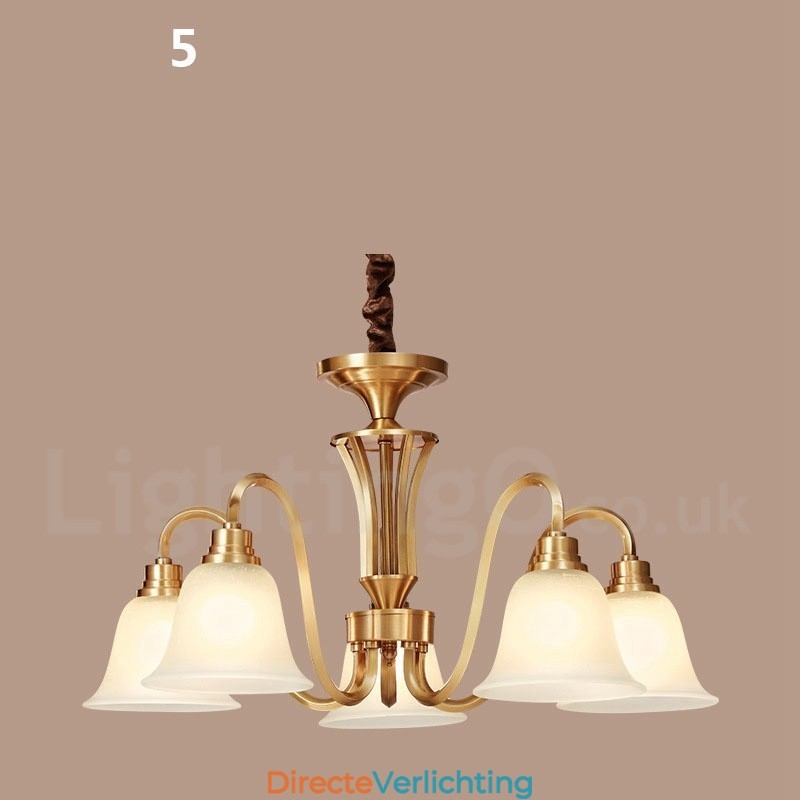 Grote luxe rustieke retro vintage kroonluchter van massief messing met glazen kappen van puur messing
