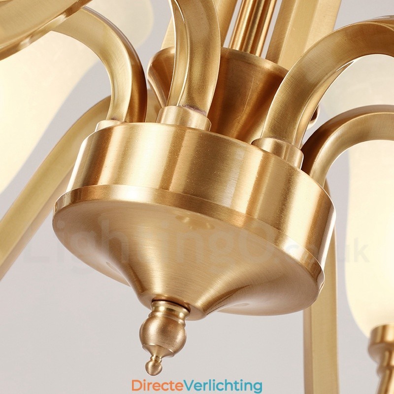 Grote luxe rustieke retro vintage kroonluchter van massief messing met glazen kappen van puur messing