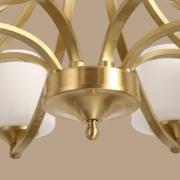 Grote luxe rustieke retro vintage kroonluchter van puur messing met glazen kappen