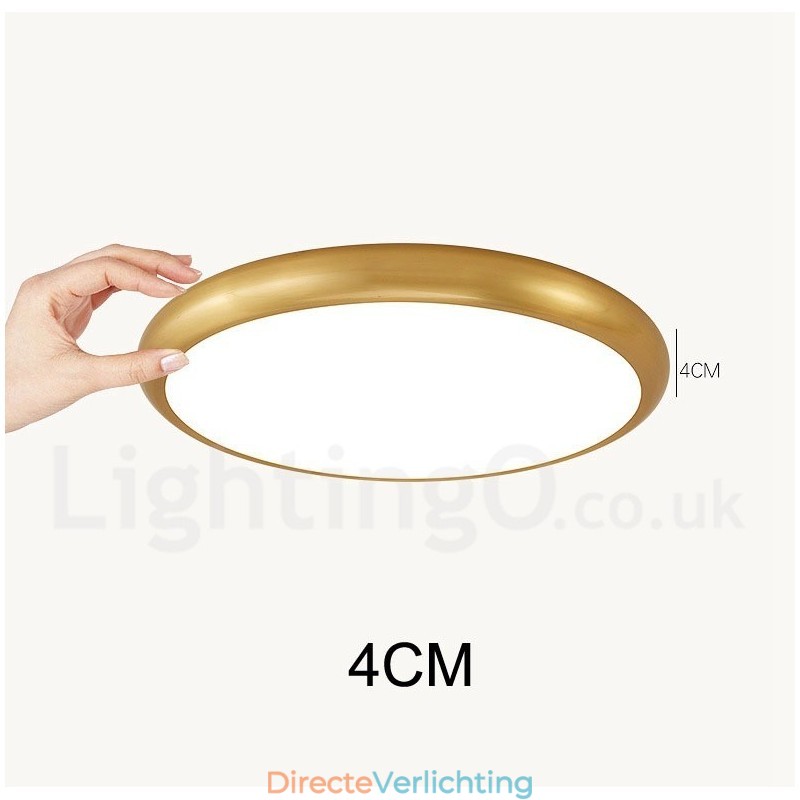 Ultradunne dimbare moderne eigentijdse Scandinavische stijl plafondlampen van messing met acryl kap, kunnen ook als wandlamp worden gebruikt