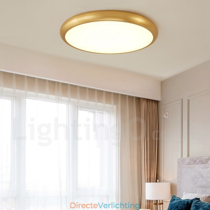 Ultradunne dimbare moderne eigentijdse Scandinavische stijl plafondlampen van messing met acryl kap, kunnen ook als wandlamp worden gebruikt
