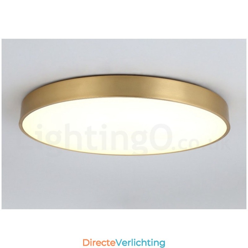 Ultradunne 100% messing ronde dimbare moderne eigentijdse Scandinavische stijl plafondlampen van messing met acryl kap. Kan ook als wandlamp worden gebruikt.
