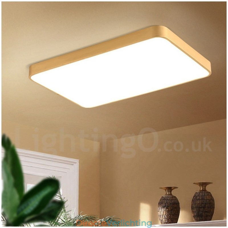 Ultradunne rechthoekige dimbare moderne eigentijdse Scandinavische stijl plafondlampen van messing met acryl kap. Kan ook als wandlamp worden gebruikt.