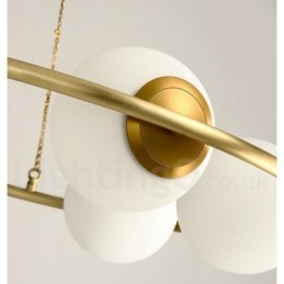 Rustieke Lodge Ronde Kroonluchter in Pure Brass Bean Stijl met Witte Kapjes