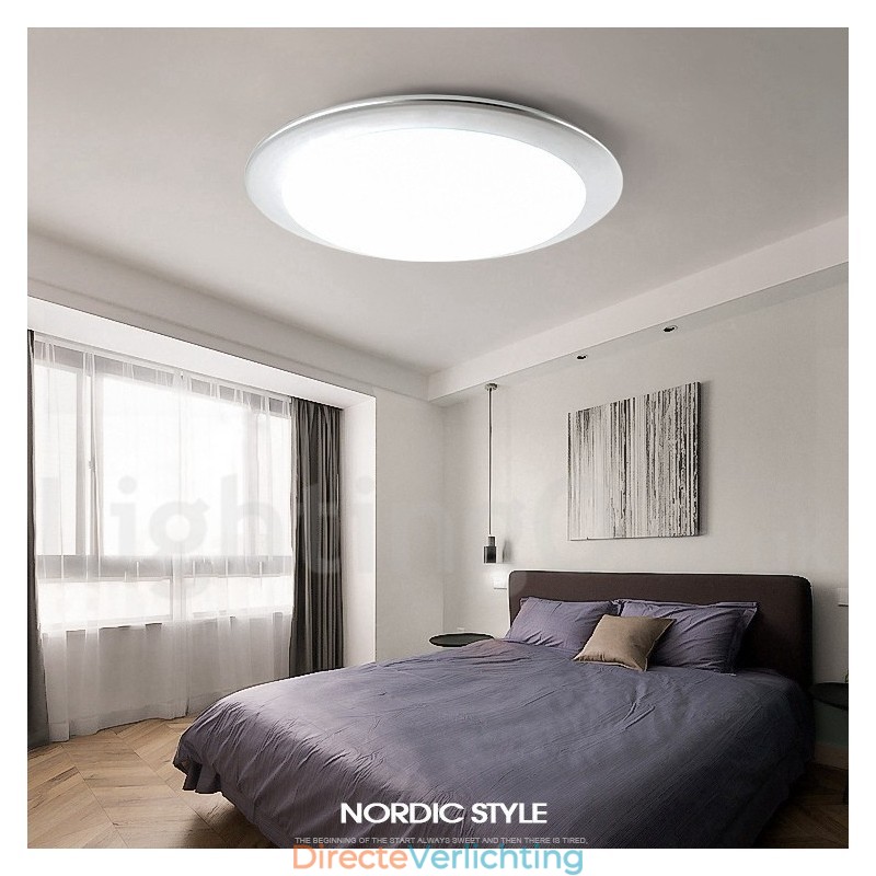 4CM dikke superdunne dimbare moderne eigentijdse Scandinavische stijl plafondlampen met acryl kap met afstandsbediening Kan ook worden gebruikt als wandlamp