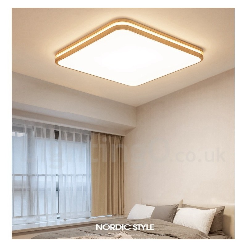 Vierkant houten plafondlamp met lens, moderne eigentijdse Scandinavische stijl, plafondlamp van hout met acryl kap en afstandsbediening. Kan ook als wandlamp worden gebruikt.
