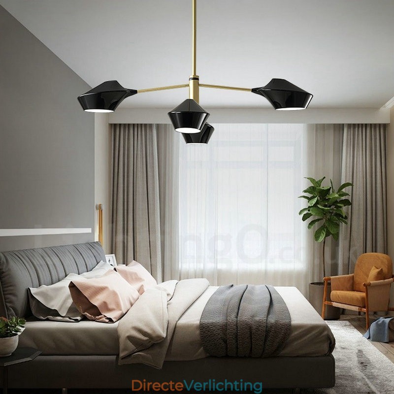 Twee lagen lineaire retro kroonluchter 4 lichts met acryl kappen buiten garage