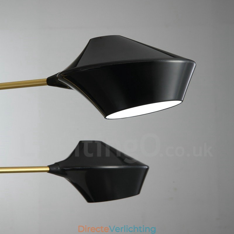 Twee lagen lineaire retro kroonluchter 4 lichts met acryl kappen buiten garage