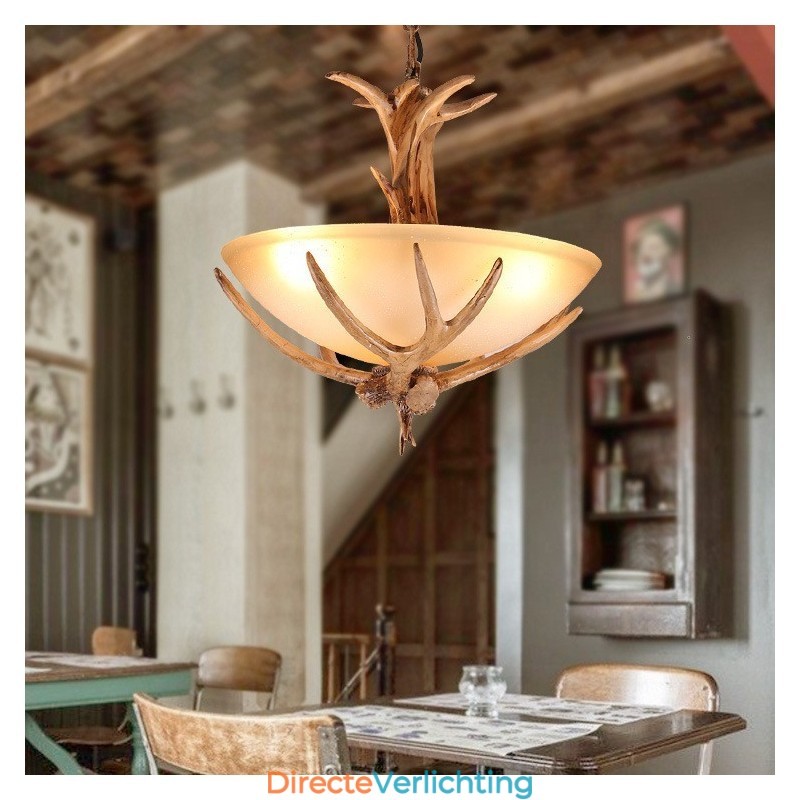 Eén licht rustieke artistieke retro gewei antieke hanglamp met glazen kap
