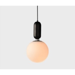 Moderne, eigentijdse hanglamp met glazen kap