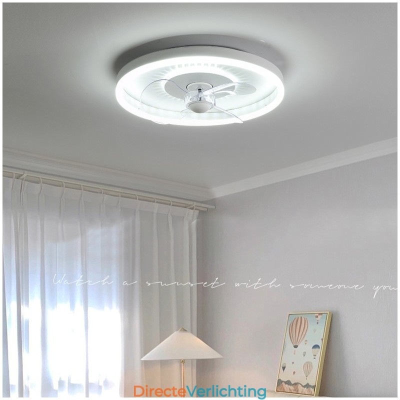 Moderne ronde ultradunne stille onzichtbare volledige spectrum oogbescherming dimbare inbouwventilatorlamp