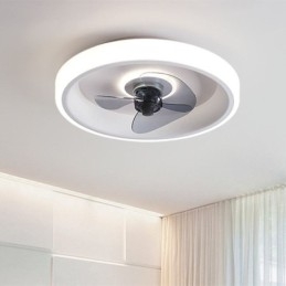 Moderne plafondventilator met verlichting, plafondlamp met afstandsbediening, ventilator