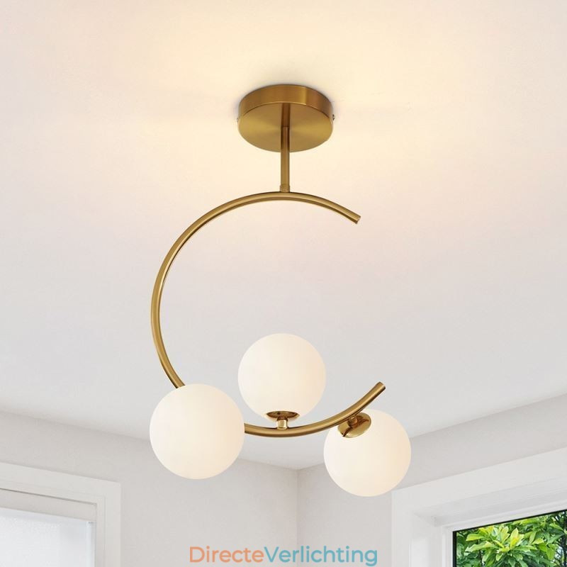 Moderne en eenvoudige plafondlamp met drie koppen van melkwit glas G9 5W