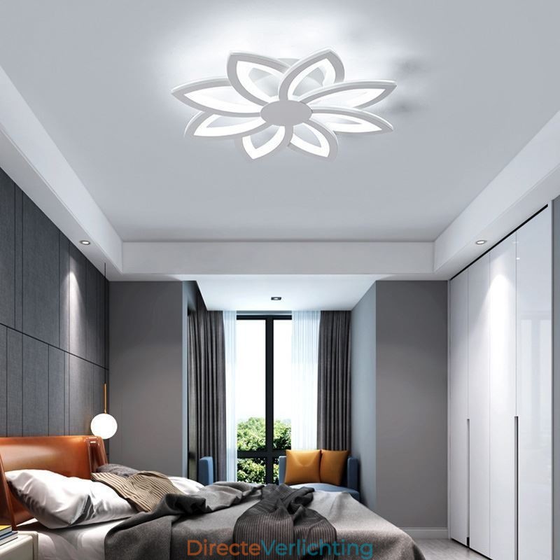 In het oog springende plafondlamp van acryl met bloemen, 55 cm