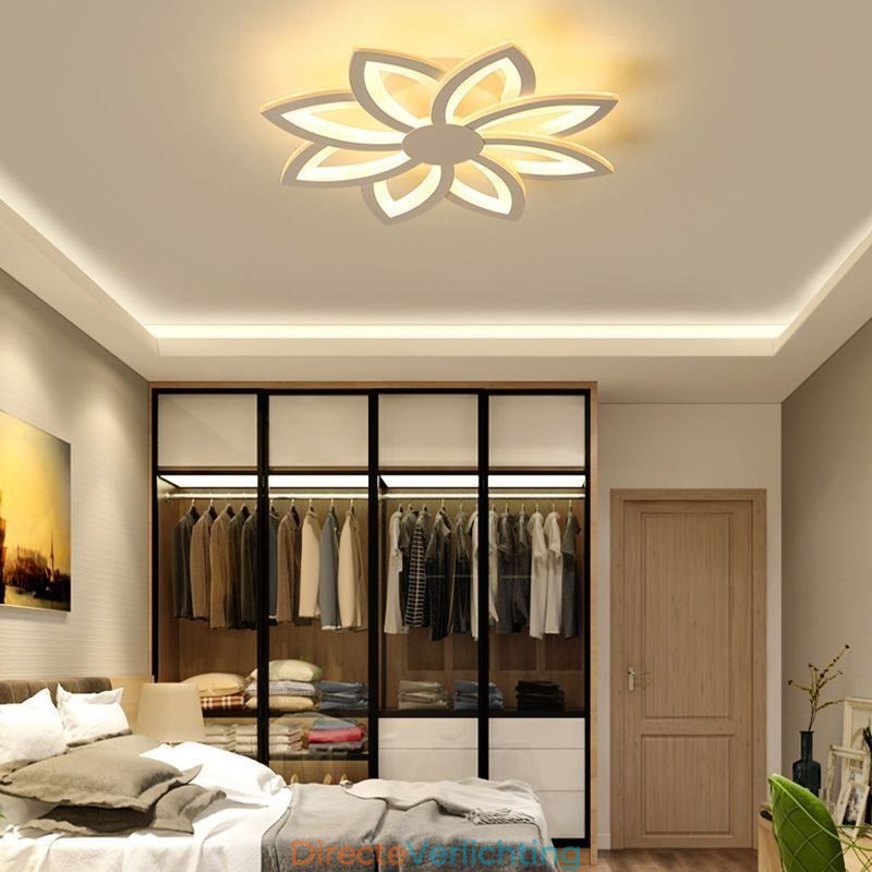 In het oog springende plafondlamp van acryl met bloemen, 55 cm