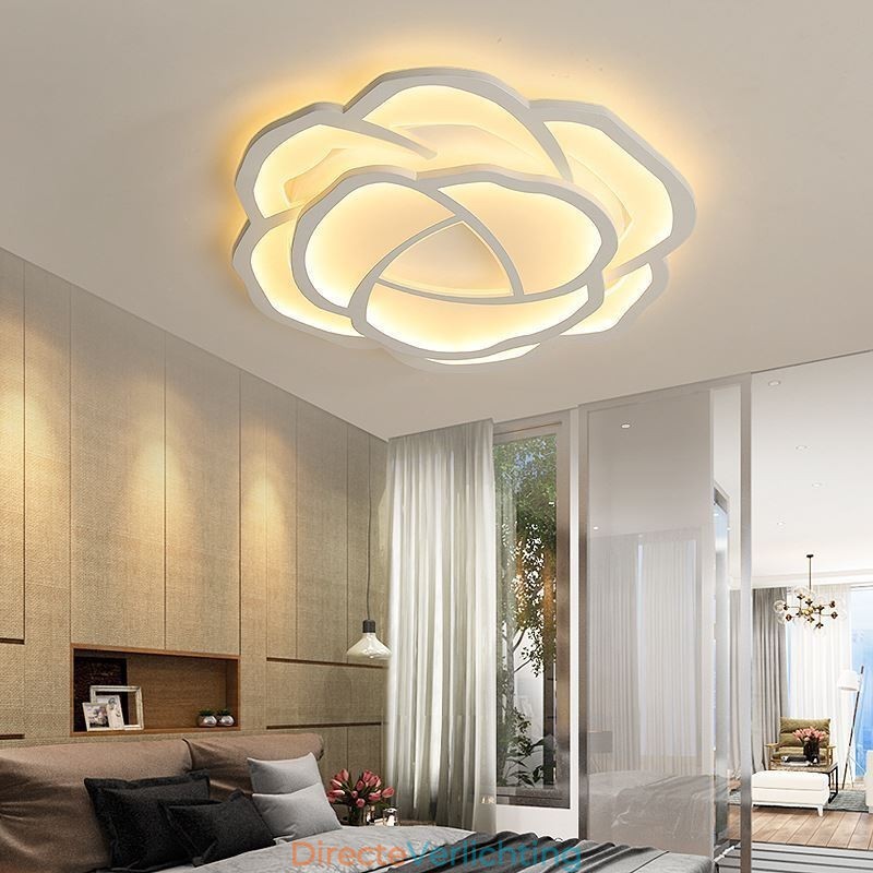 Moderne eenvoudige plafondlamp van acryl in de kleur roze 52 cm