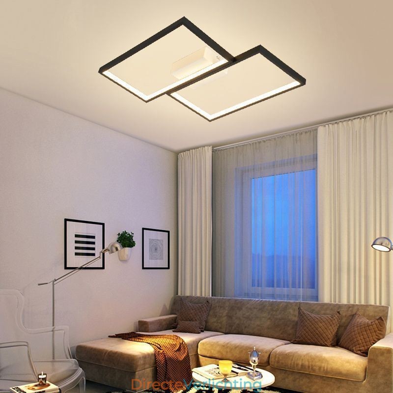 Plafondlamp in de vorm van een vierkant mozaïek met geometrische vormen
