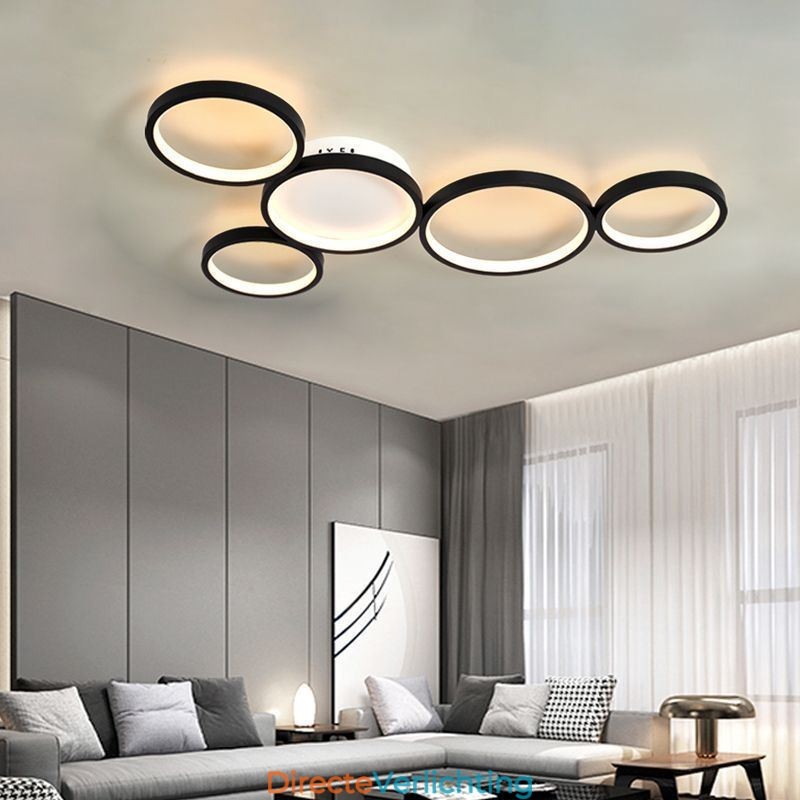 Moderne plafondlamp van aluminium met plafondmontage