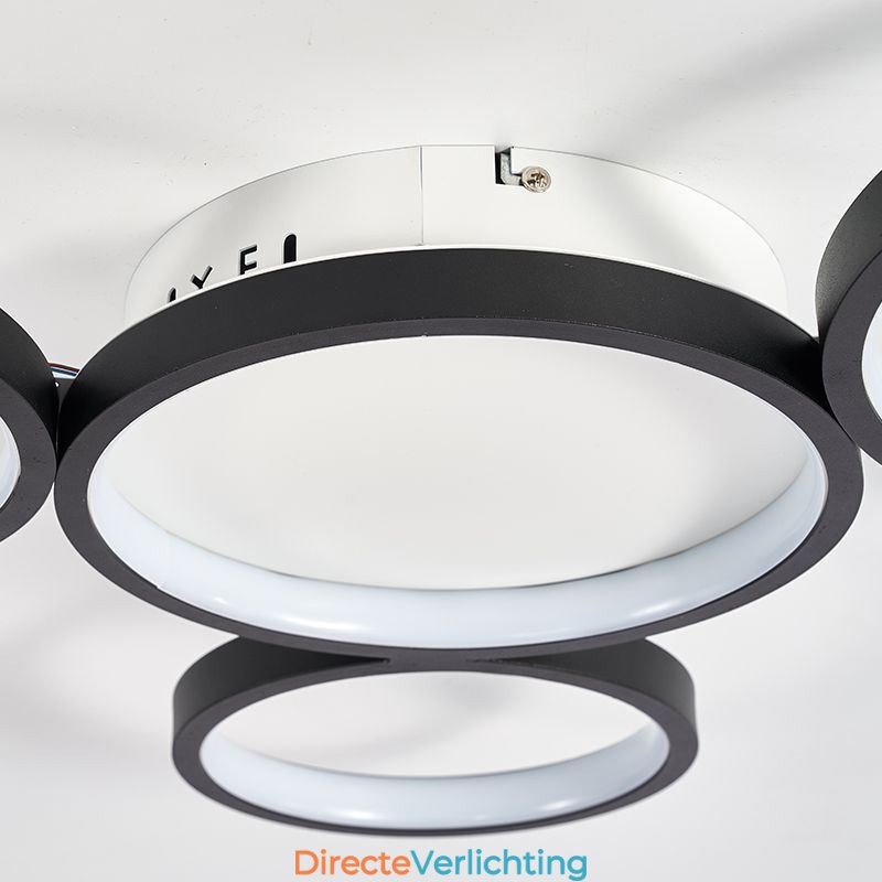 Moderne plafondlamp van aluminium met plafondmontage