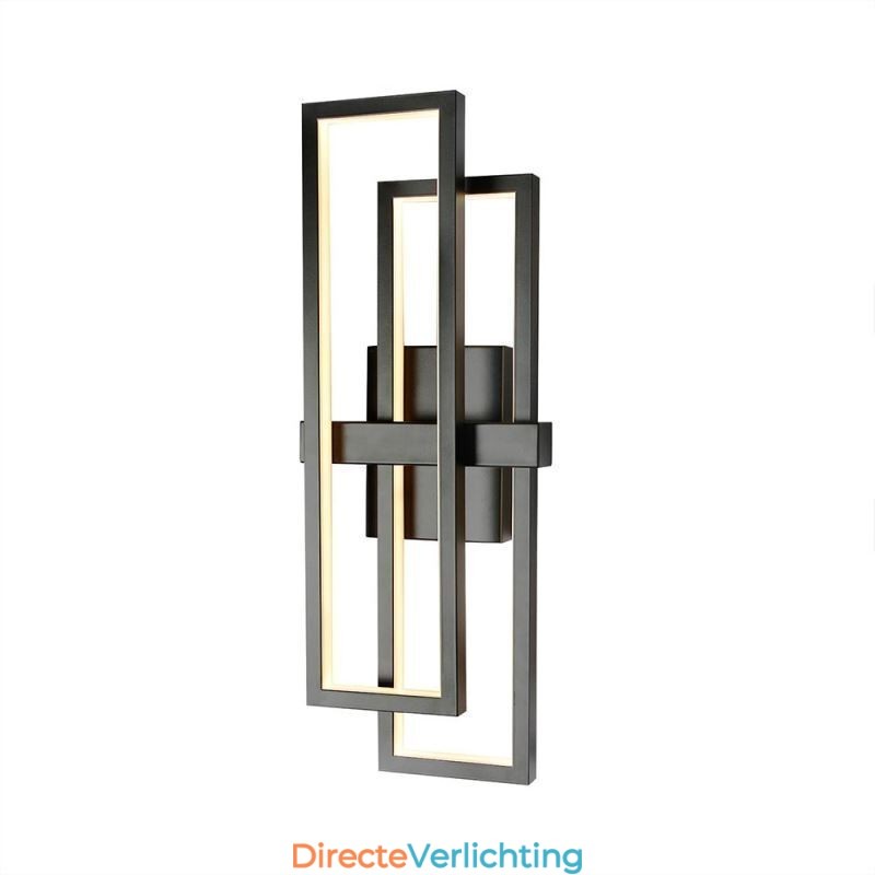 Minimalistische plafondlamp van aluminium met geometrische vormen en een vierkante vorm