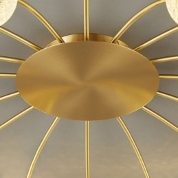 Moderne plafondlamp met gouden plafondbevestiging, decoratieve verlichtingsarmatuur