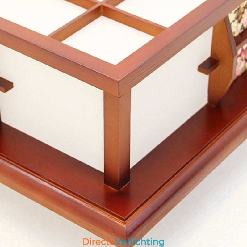 Retro houten plafondlamp met vierkante inbouw