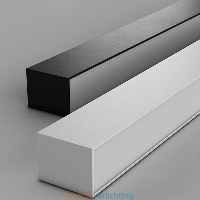 Moderne plafondlamp, lange strip, opbouw plafondlamp