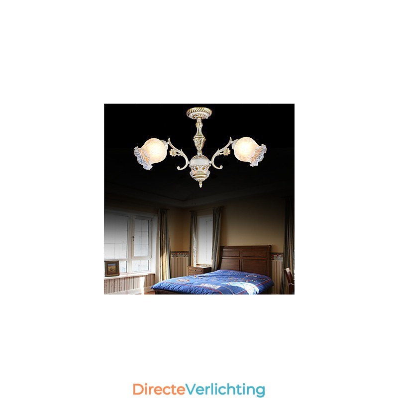 Witte drie lampen Europese retro klassieke