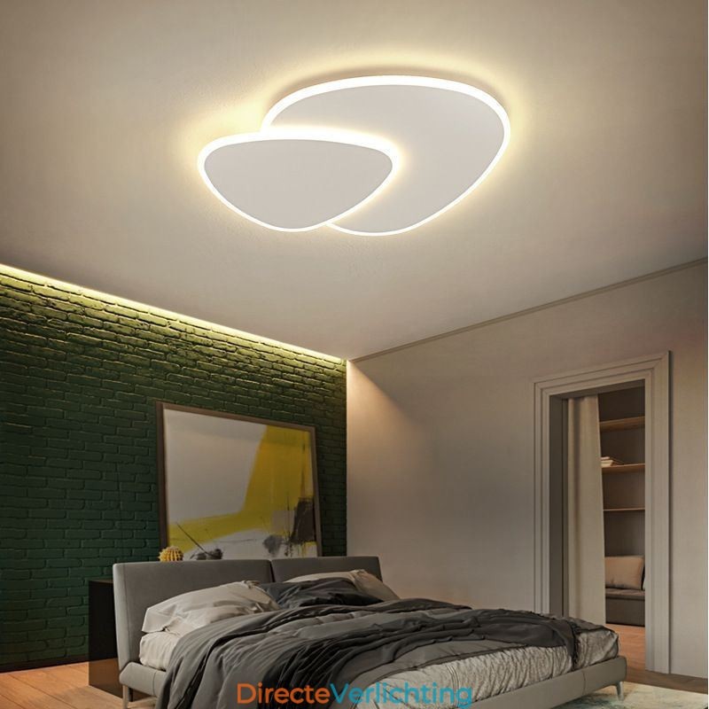 Plafondverlichting met dubbele driehoek
