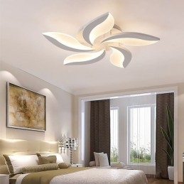 Plafondlamp met acryl bloemblaadjes