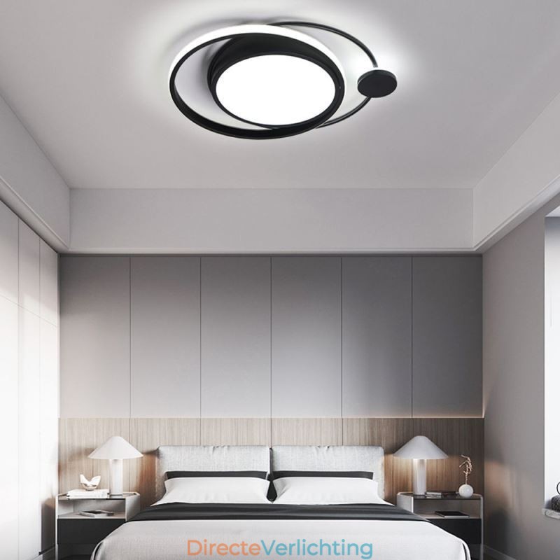 Moderne ronde plafondlamp met inbouwmontage