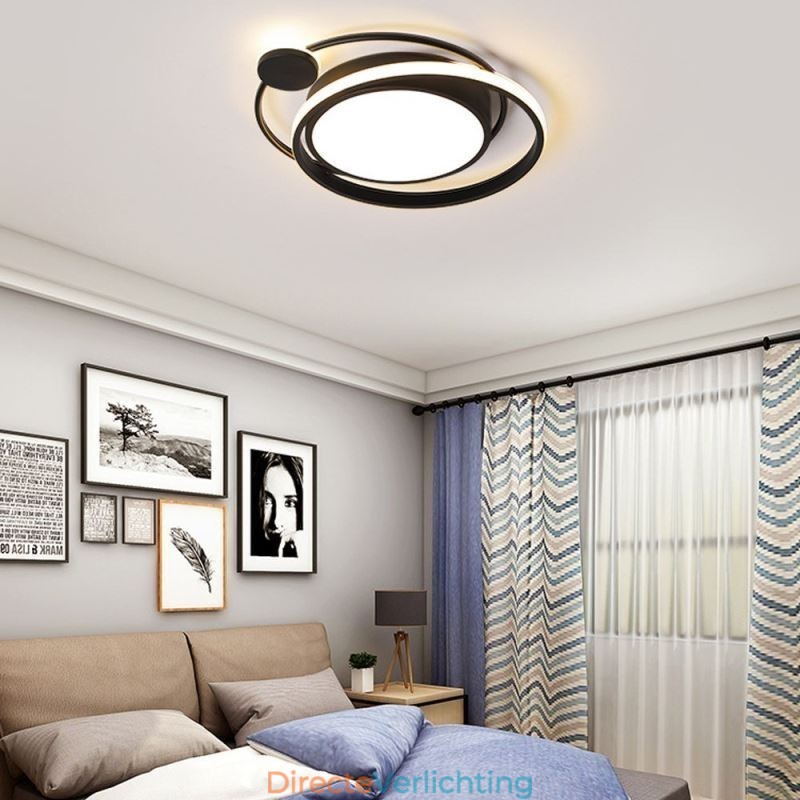 Moderne ronde plafondlamp met inbouwmontage