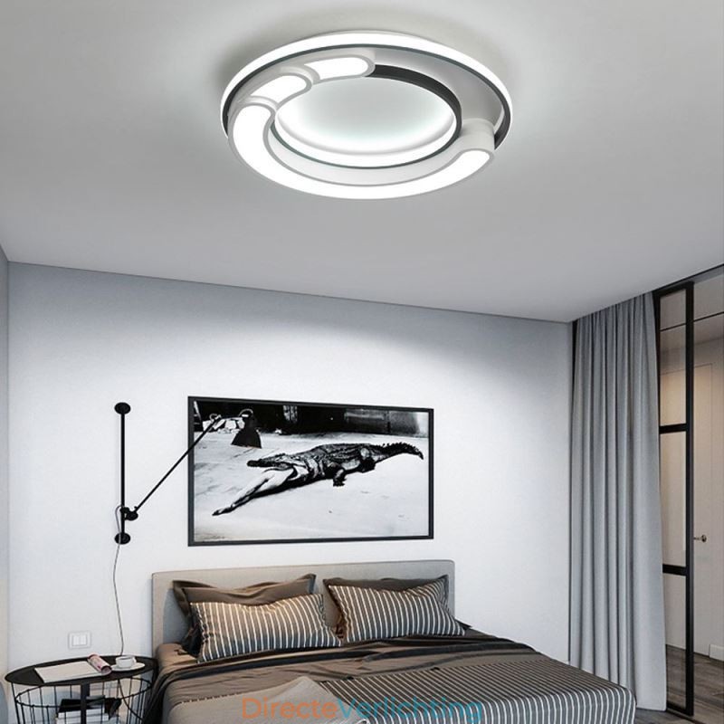 Ronde plafondlamp van acryl met inbouwmontage