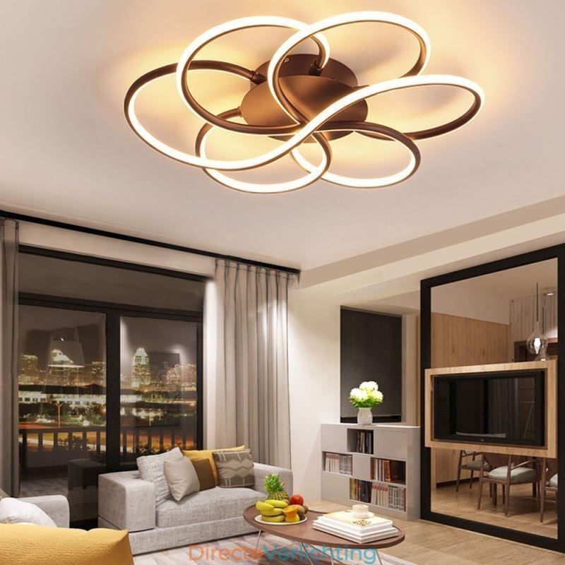 Lineaire plafondlamp met moderne bloemendesignlamp