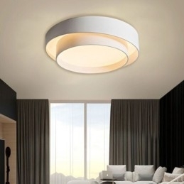 Moderne, ronde plafondlamp met inbouwmontage