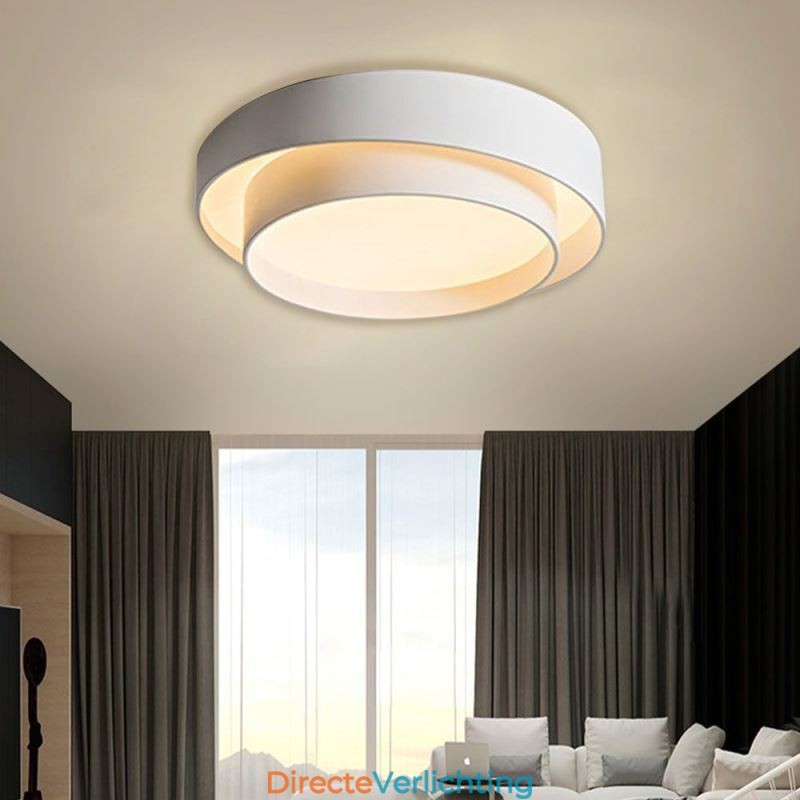 Moderne, ronde plafondlamp met inbouwmontage