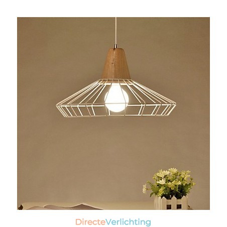 Metalen kroonluchterverlichting Een eenvoudige Metalen kroonluchterverlichting Een eenvoudige
