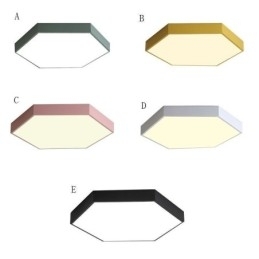 Moderne eenvoudige plafondlamp met zeshoekige inbouw