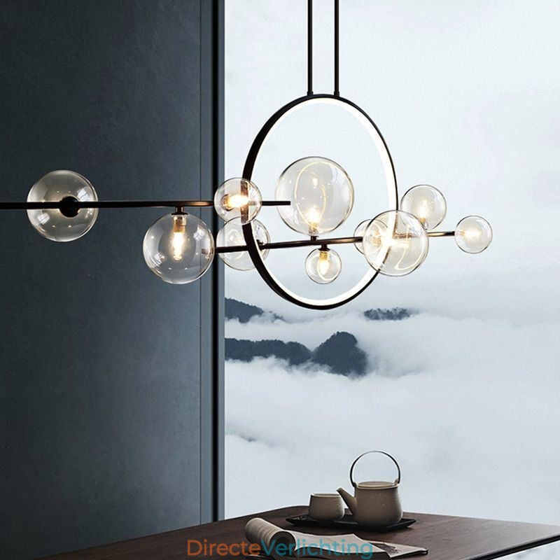 Moderne metalen kroonluchter met heldere glazen bubbels hanglampen