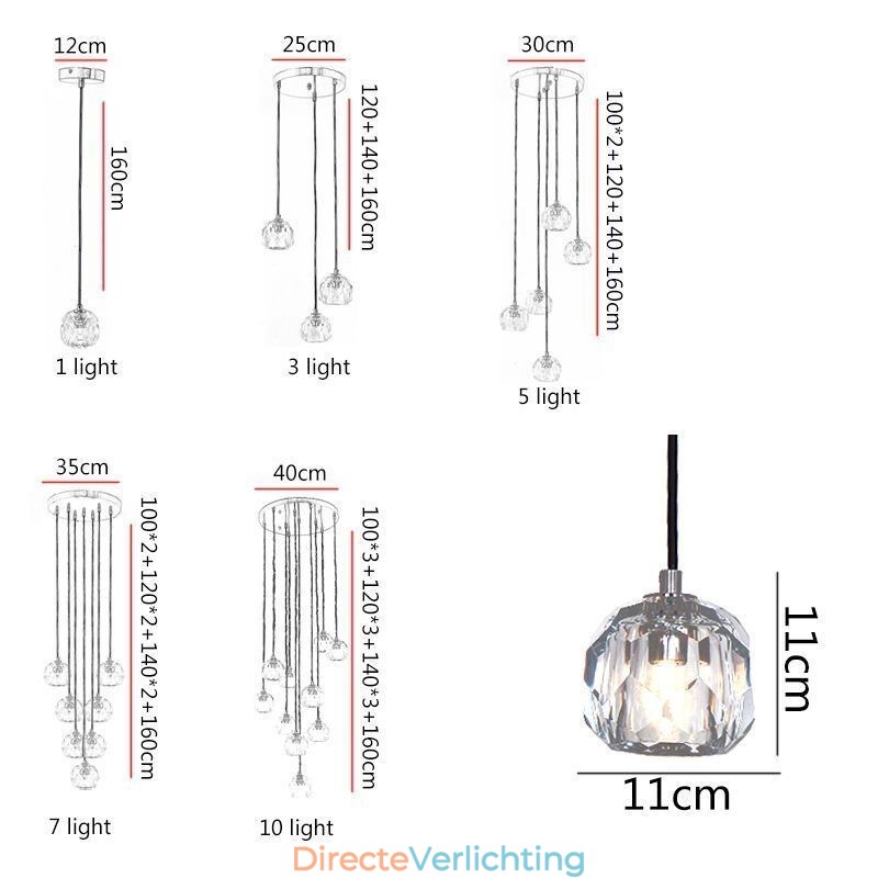 Moderne kristallen plafondlamp in de vorm van een voetbal